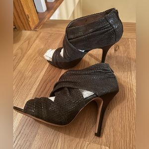 isola never worn heeled sandals size 11